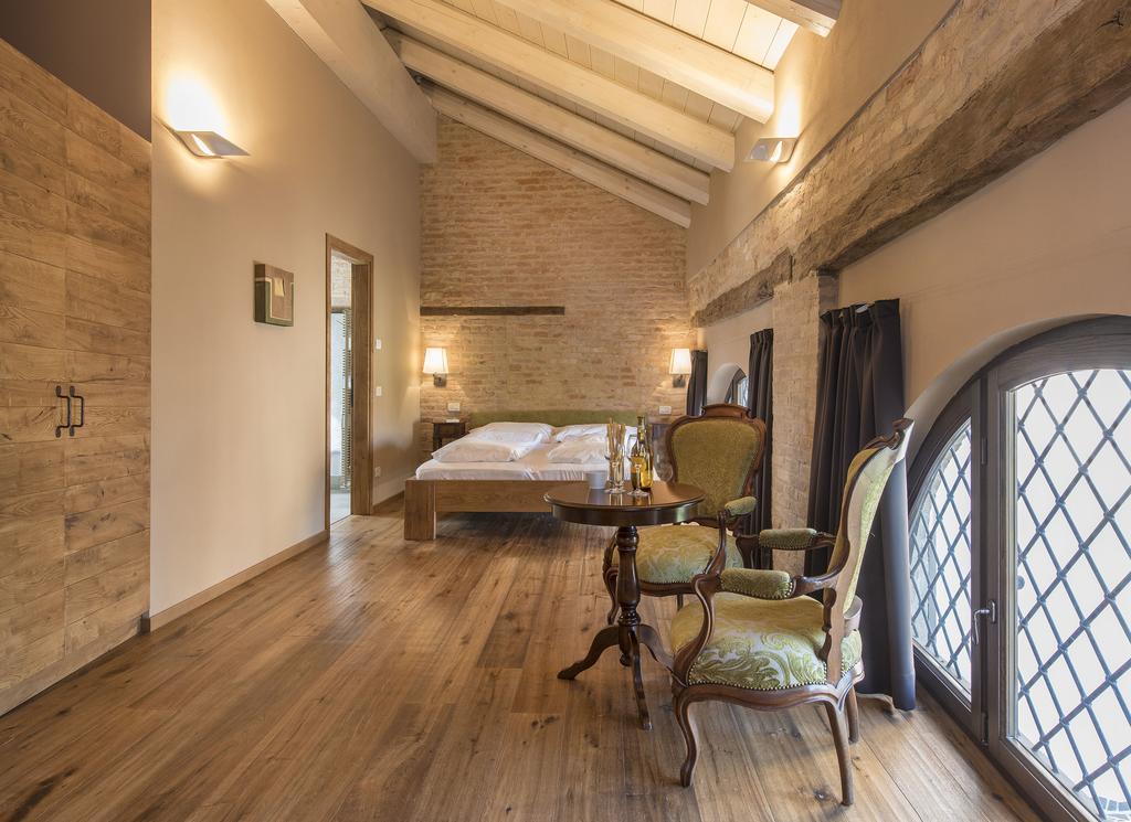 Sunstar Hotel Piemont Castello Di Villa Isola d'Asti 외부 사진