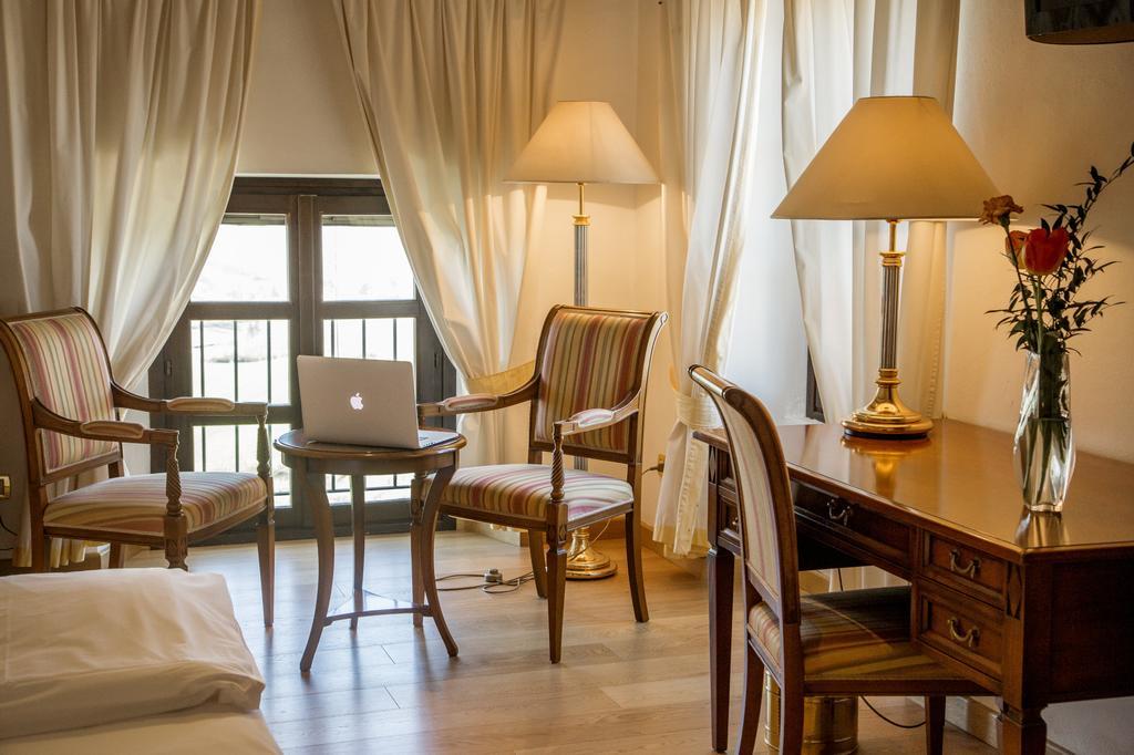 Sunstar Hotel Piemont Castello Di Villa Isola d'Asti 객실 사진